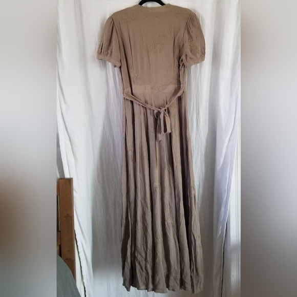 Sage The Label | Plunge Neck Embroidered Maxi Dress - Picture 3 of 11